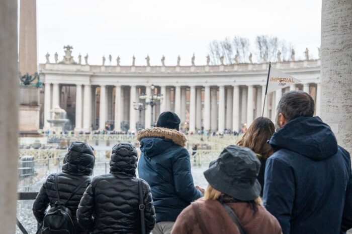 St. Peter's Basilica Tour with Official Guide